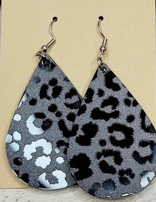 Smoke-Black Leopard Dangle Earrings