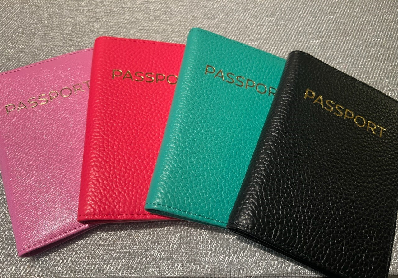 "Tommy" Leather Passport Cover (Mint)